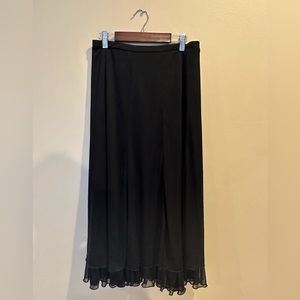 CONNECTED APPAREL black midi skirt with mesh ruffles. Size Small.